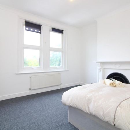 Cosy Room In Stafford Road Southampton Bagian luar foto